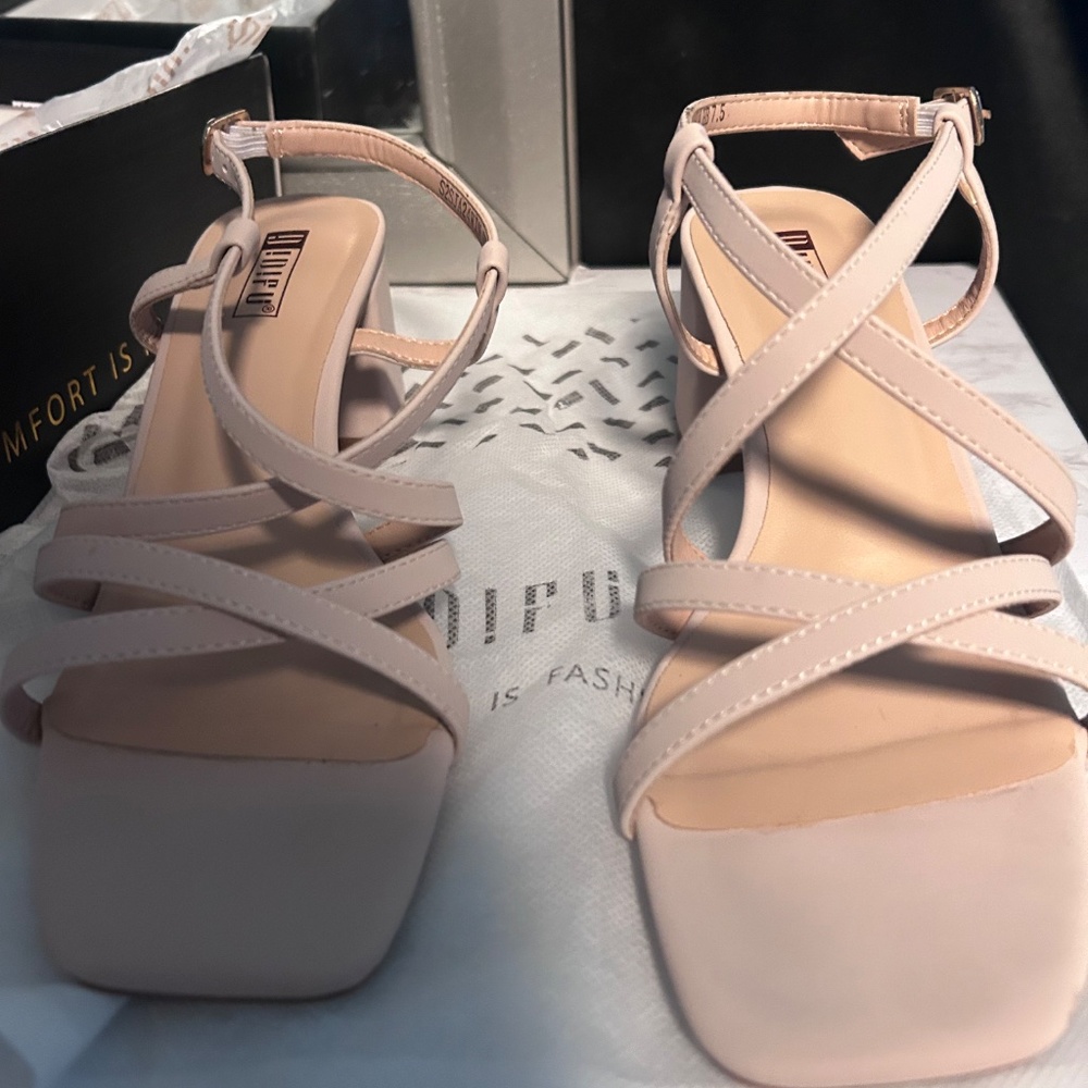 Strappy Chunky Block Square Toe Heels - Picture 2 of 3